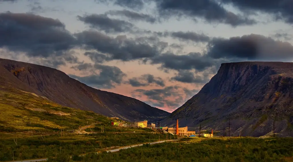 Lovozerie 1024x568 05